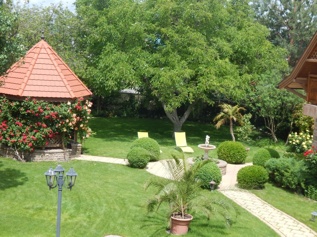 Palazzo Wellness Villa Eger Exterior foto